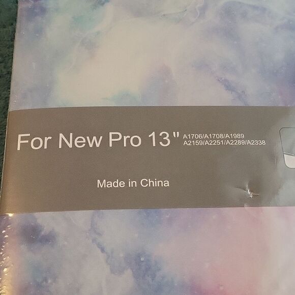 New Pro 13” Case for MacBook A1706 / A1708 / A1989 More in Description - Picture 6 of 9